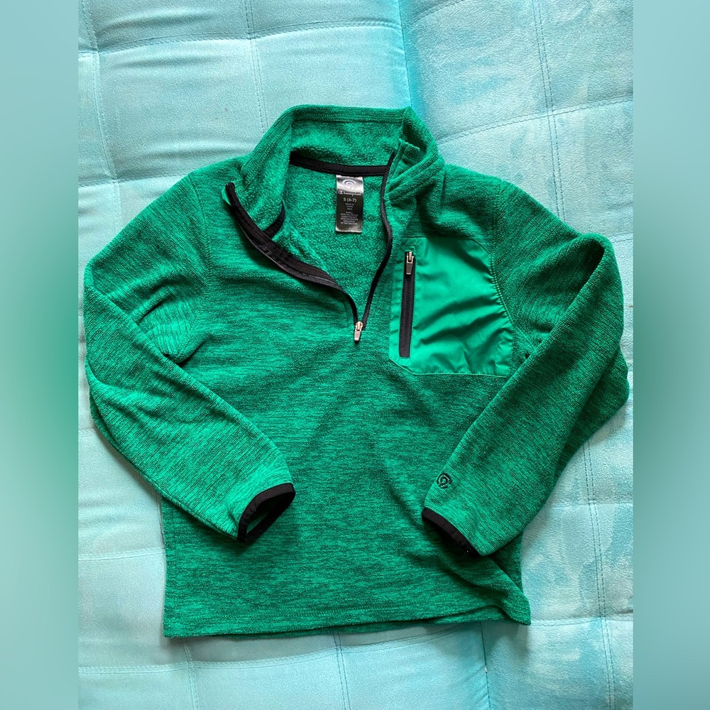 Kids Champion fleece sweater  size S with a chest pocket. No pet/smoking home